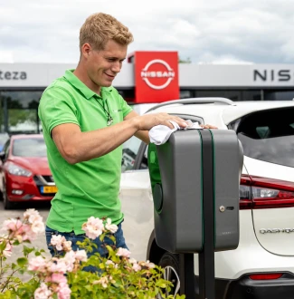 laadpaal bij de zaak - laadpaal installatie